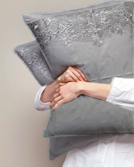 Golden Dynasty - Anukruti Home