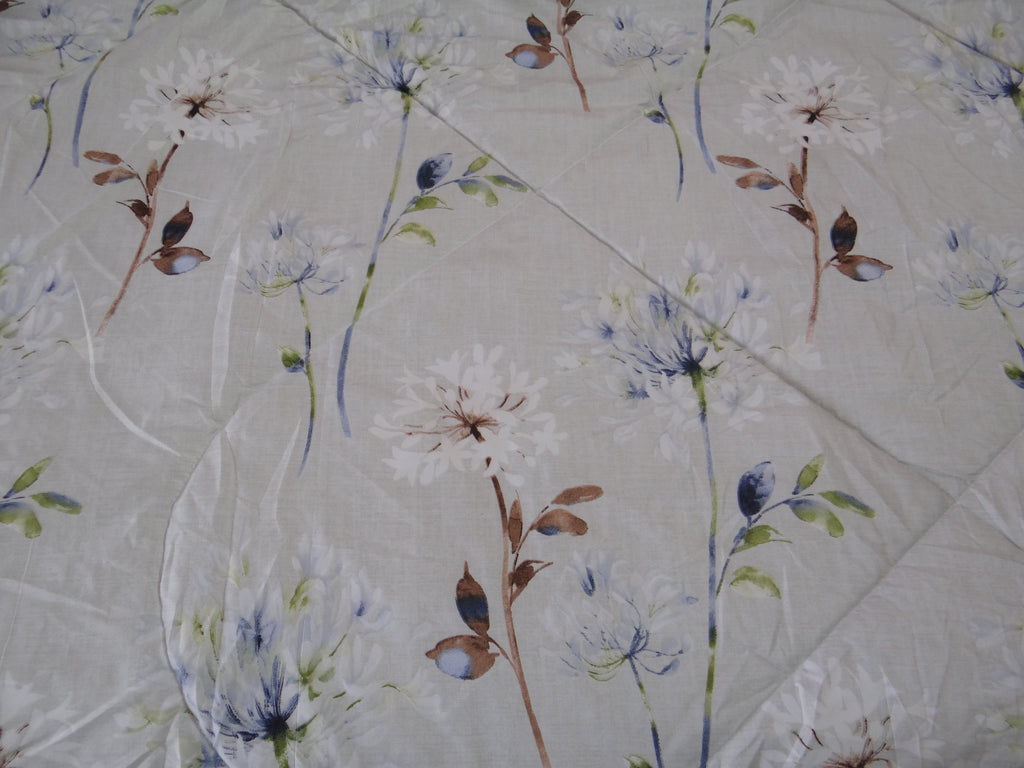 Ivory Whisper | Luxury Floral Comforter